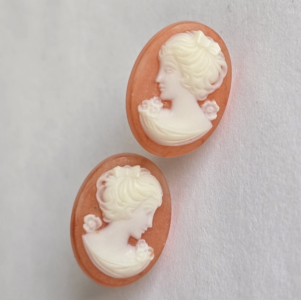 Cameo earrings stud peach white plastic victorian style romantic